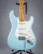 Fender Classic Series '50s Stratocaster, Daphne Blue - Image 3